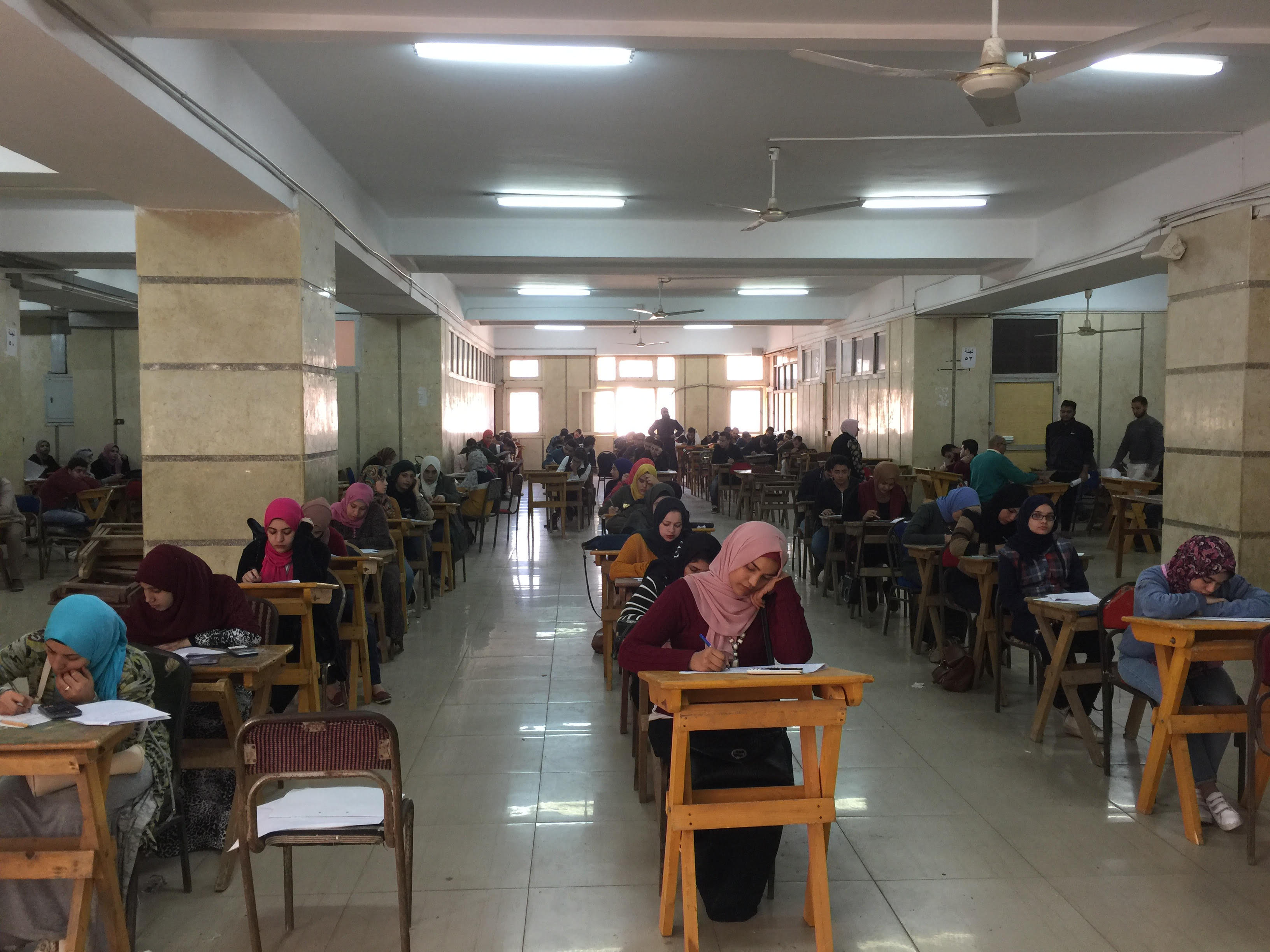 بدأ امتحانات نصف العام الجامعي 2017/2018 بالكلية