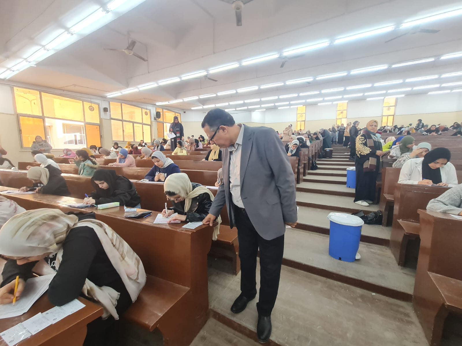 Dean of the College inspects the work of the first semester exams 2023/2024 on its first day today, Tuesday, January 2, 2024