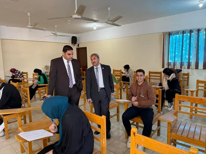 متابعة اعمال الامتحانات التحريرية 2024 -2025