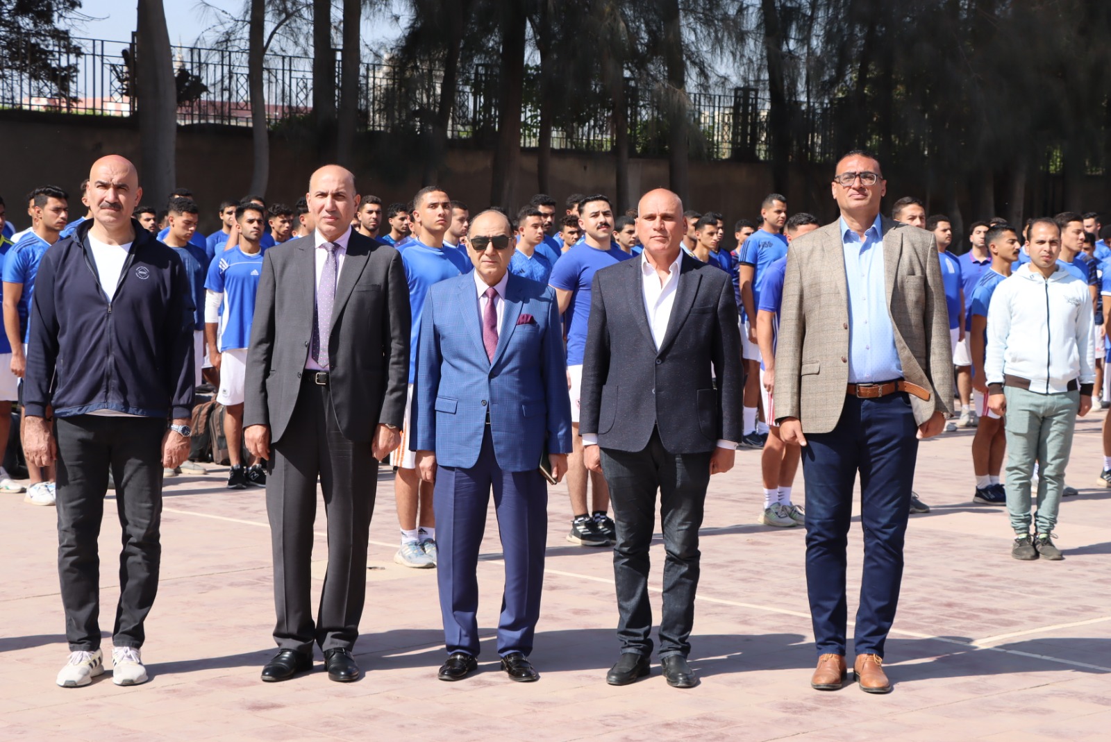 فقا لتوجيهات معالي الوزير الأستاذ الدكتور خالد الدرندلي رئيس الجامعه  قام الأستاذ. الدكتور إيهاب الببلاوي نائب رئيس الجامعه لشؤون الدراسات العليا والبحوث والاستاذ الدكتور هلال عفيفي نائب رئيس الجامعه لشؤون التعليم والطلاب بزياره لكليه التربيه الرياضيه بنين جامعه الزقازيق بالمقر العملي باستاد الجامعه وتحت إشراف معالي العميد الاستاذ الدكتور عبدالله مناع الطحاوي عميد الكليه