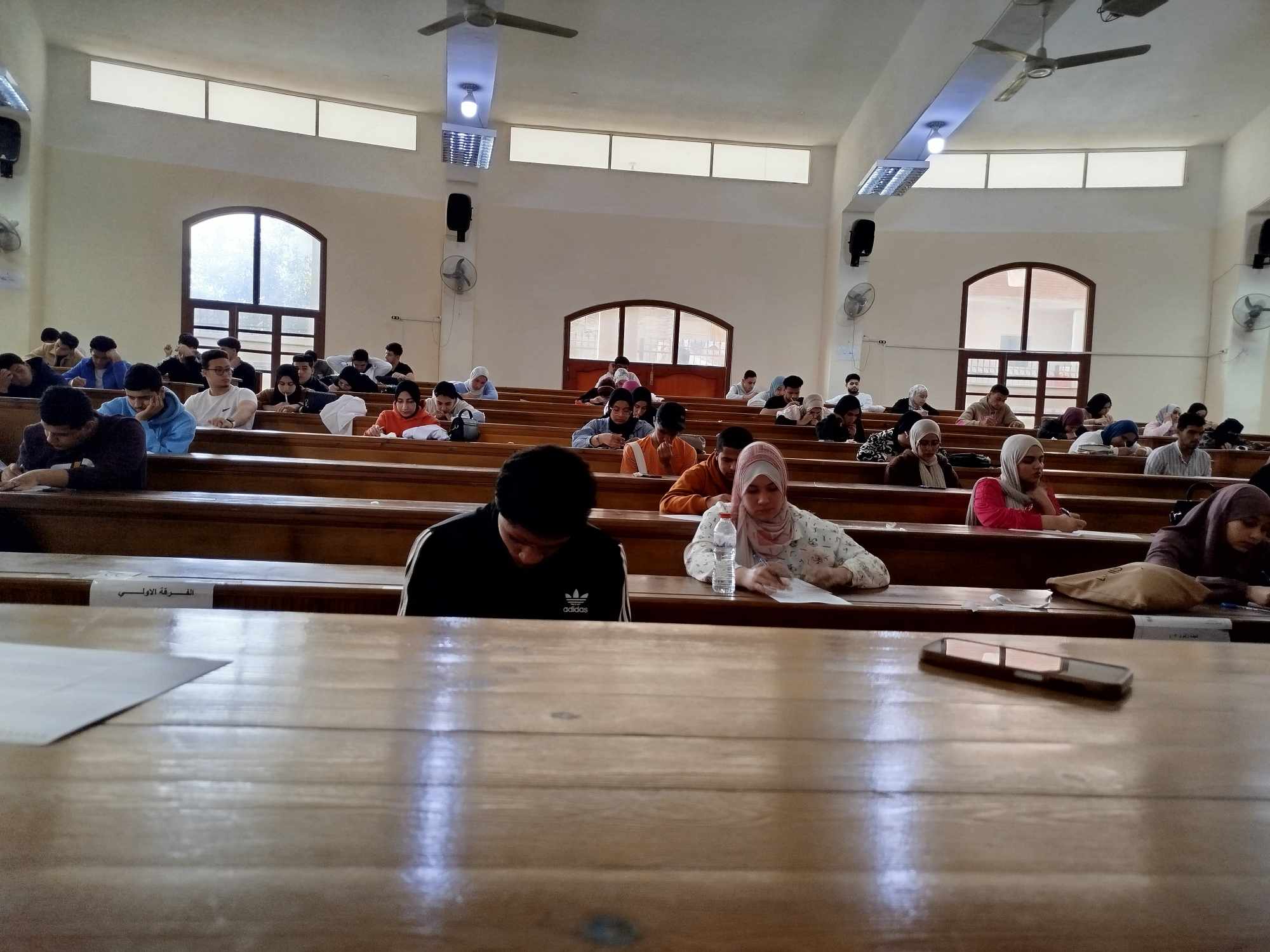 فاعليات امتحانات الميدترم بالمعهد الفنى للتمريض بفاقوس الفصل الدراسى الثانى