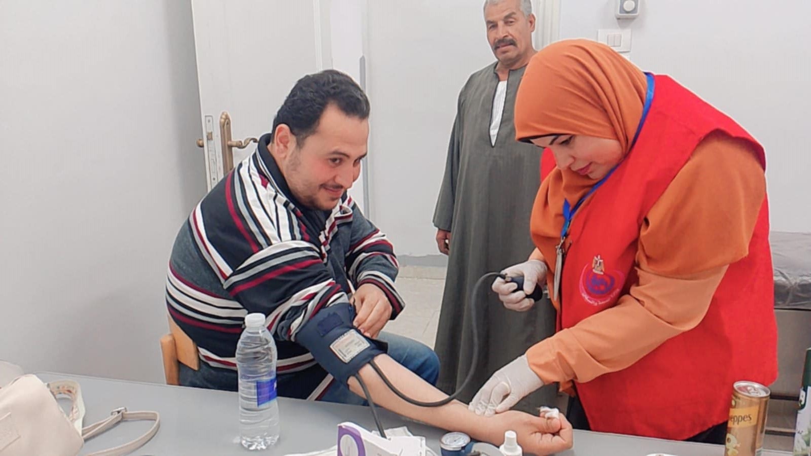 فاعليات مبادرة 100 يوم صحة بالمعهد الفنى للتمريض بفاقوس
