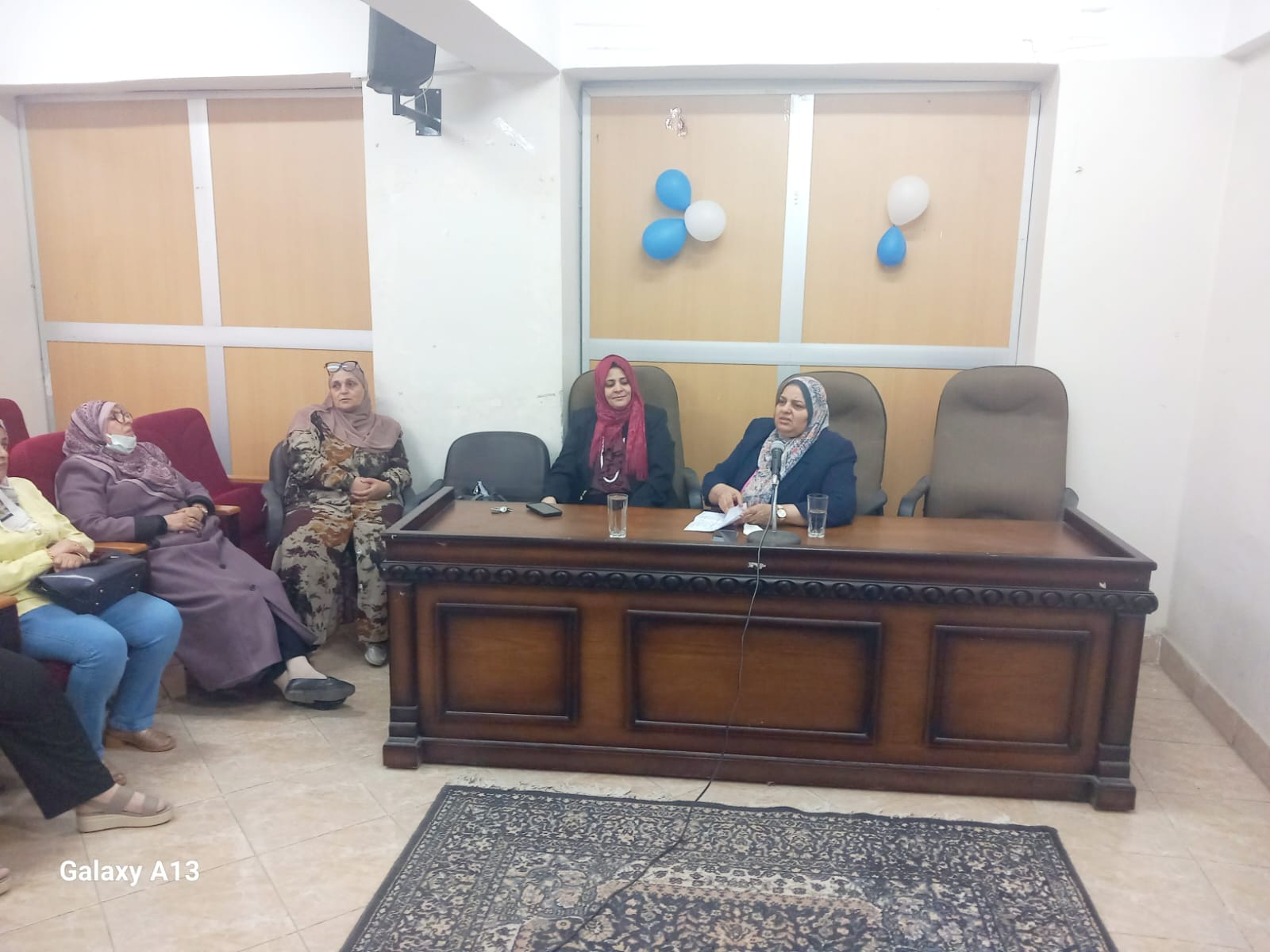 فعاليات اجتماع معالي الأستاذة الدكتورة نادية محمد طه-عميد الكلية مع السادة اعضاء هيئة التدريس ومعاونيهم يوم الأحد الموافق ٤ مايو ٢٠٢٥ بالتزامن مع بداية الامتحانات العملية والتحريرية واعمال الكنترول