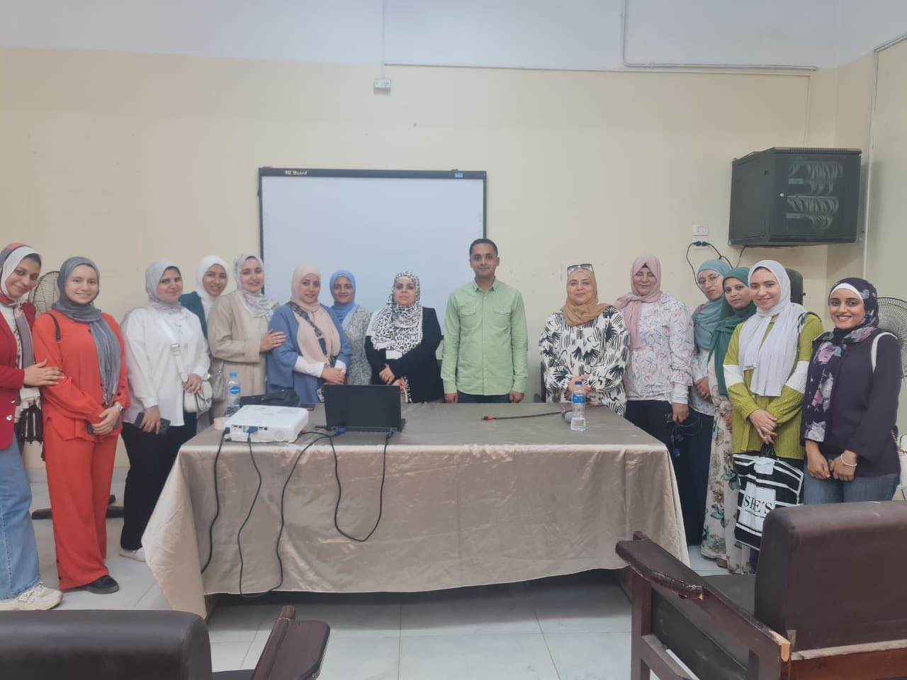 🌹قطاع شئون خدمة المجتمع وتنمية البيئة بكلية التربية للطفولة المبكرة ينظم دورة تدريبية في "الإسعافات الأولية لتعزيز الوعي المهني"🌹