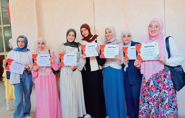 تكريم الطلاب والطالبات الاوائل في تراكمي المعهد الفني للتمريض للعام الجامعي ٢٠٢٥/٢٠٢٤م وذلك اليوم الثلاثاء الموافق ١٢ اغسطس ٢٠٢٥