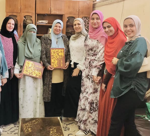 حفل تكريم أسرة المعهد الفني للتمريض جامعة الزقازيق للاستاذة الدكتورة/ جملات مصطفي    مدير المعهد  والاستاذة الدكتور/ بثينة السيد          وكيل المعهد بمناسبة انتهاء مدة نيابة حضراتهم كمدير ووكيل للمعهد
