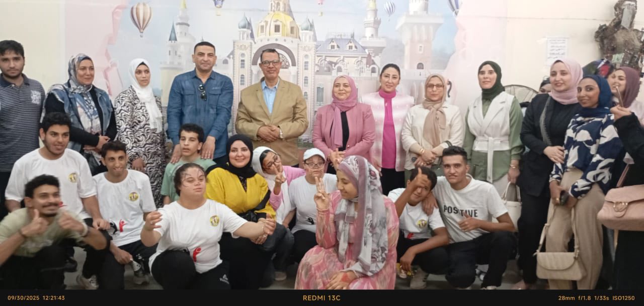 🌟كلية التربية للطفولة المبكرة تنظم فعالية " بصمة فنية " لدمج أطفال قادرون باختلاف وتعليمهم المهارات الحياتية بالتعاون مع مديرية الشباب والرياضة🌟.