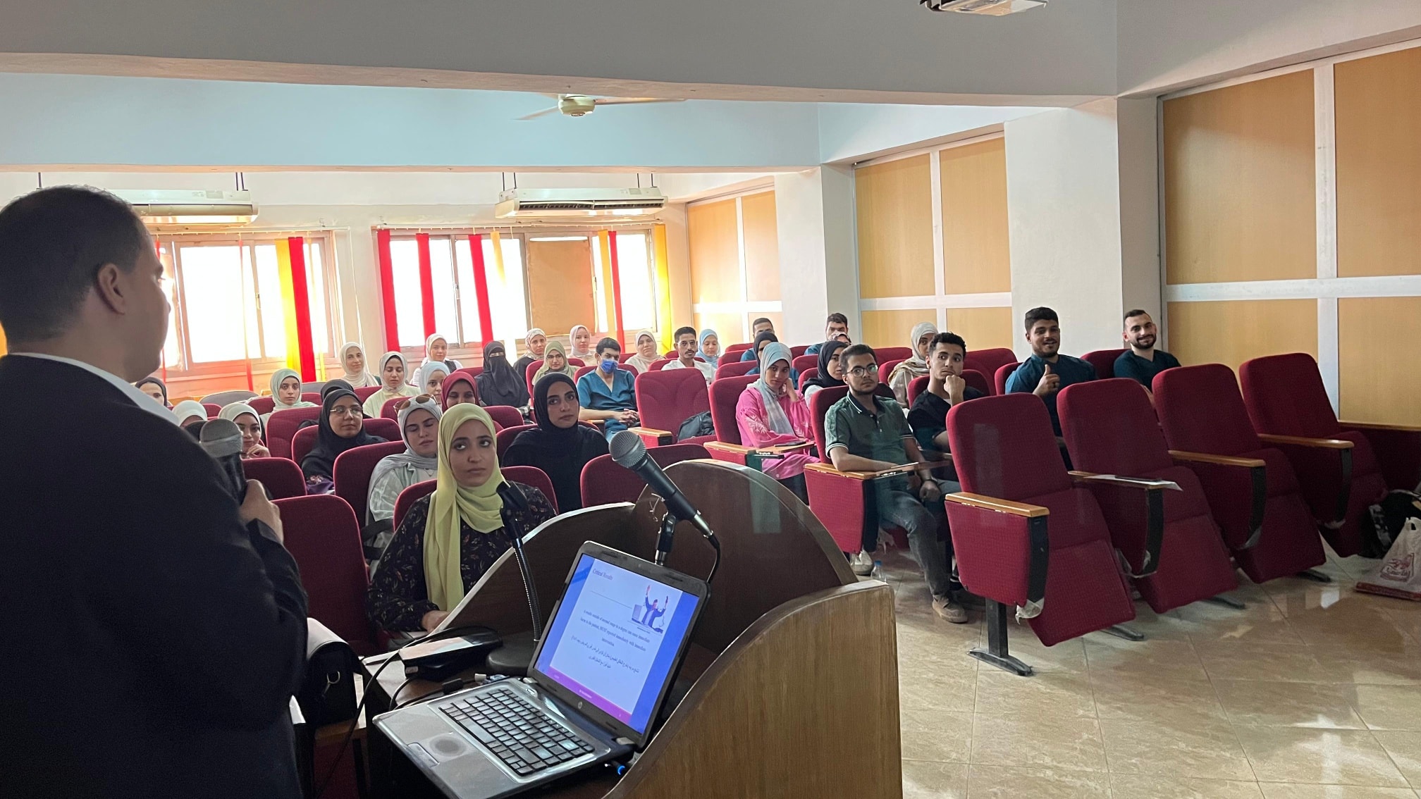 ندوة عن أخلاقيات المهنة تحت إشراف وحدة متابعة الخريجين يوم الخميس الموافق ٢٣ اكتوبر ٢٠٢٥ بقاعة المناقشات بالكلية في تمام الساعة العاشرة صباحا