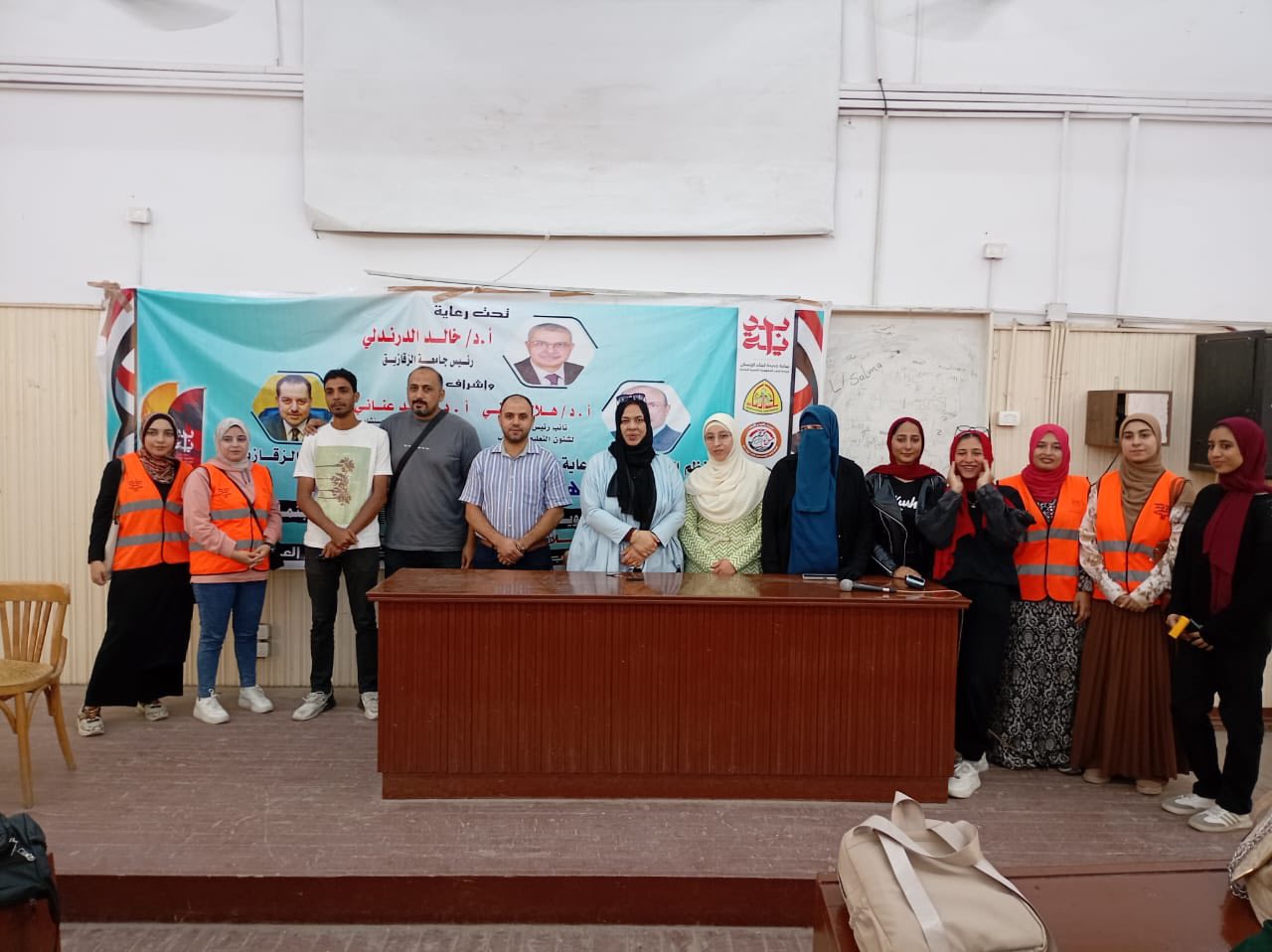 🌹كلية التربية للطفولة المبكرة تنظم ندوة توعوية هامة بعنوان " الادمان وآثاره النفسية والاجتماعية على شباب الجامعات " 🌹