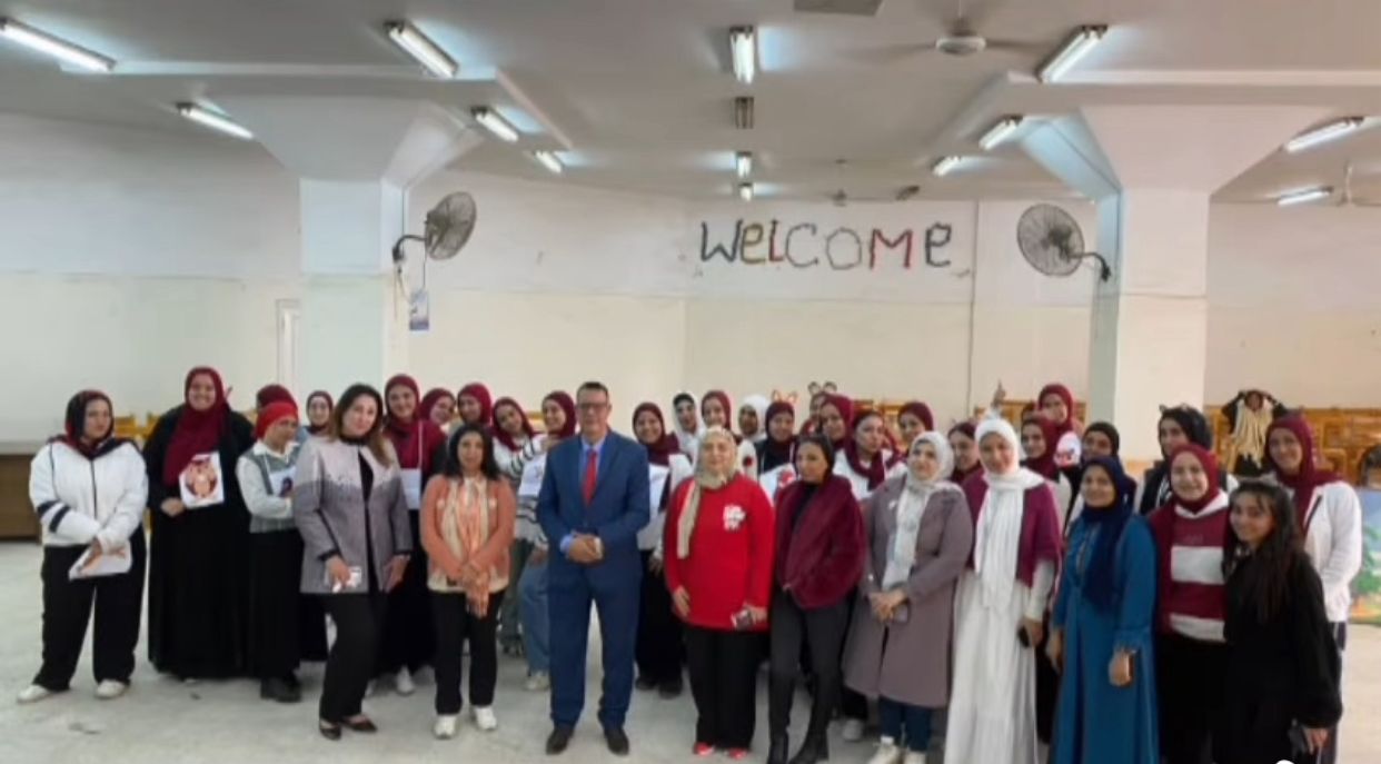 🌹🌹جانب من العروض الموسيقية لطالبات الفرقة الأولى برنامج الحضانة مقرر الألعاب الغنائية للطفل