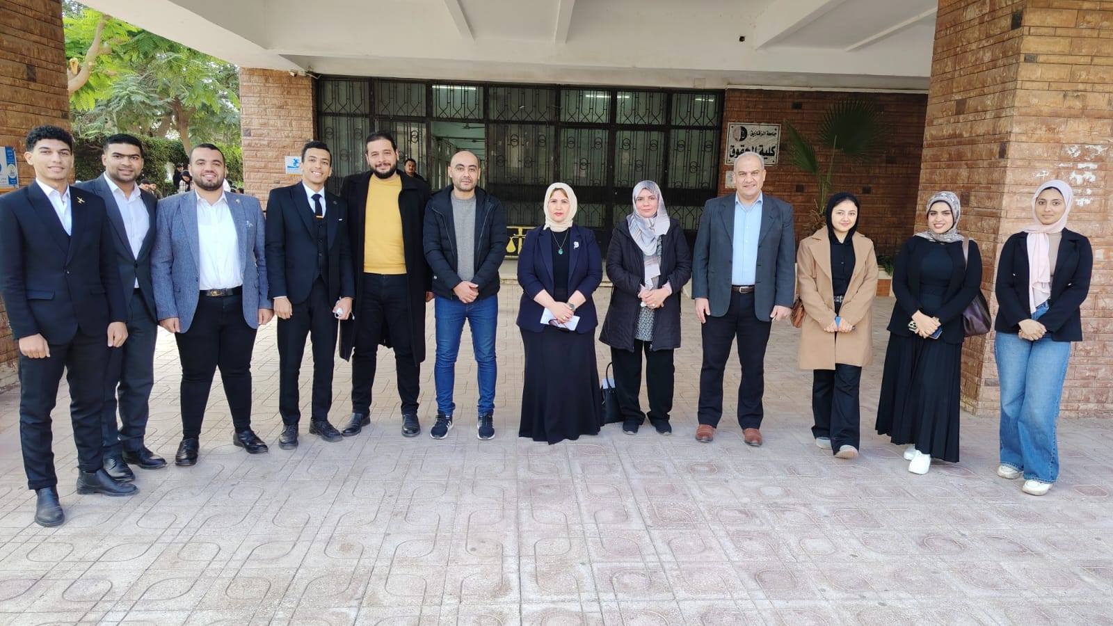 كلية الحقوق تنفذ زيارة لمؤسسة تربية البنين والبنات بقرية هرية رزنة ضمن فعاليات أسبوع العمل التطوعي