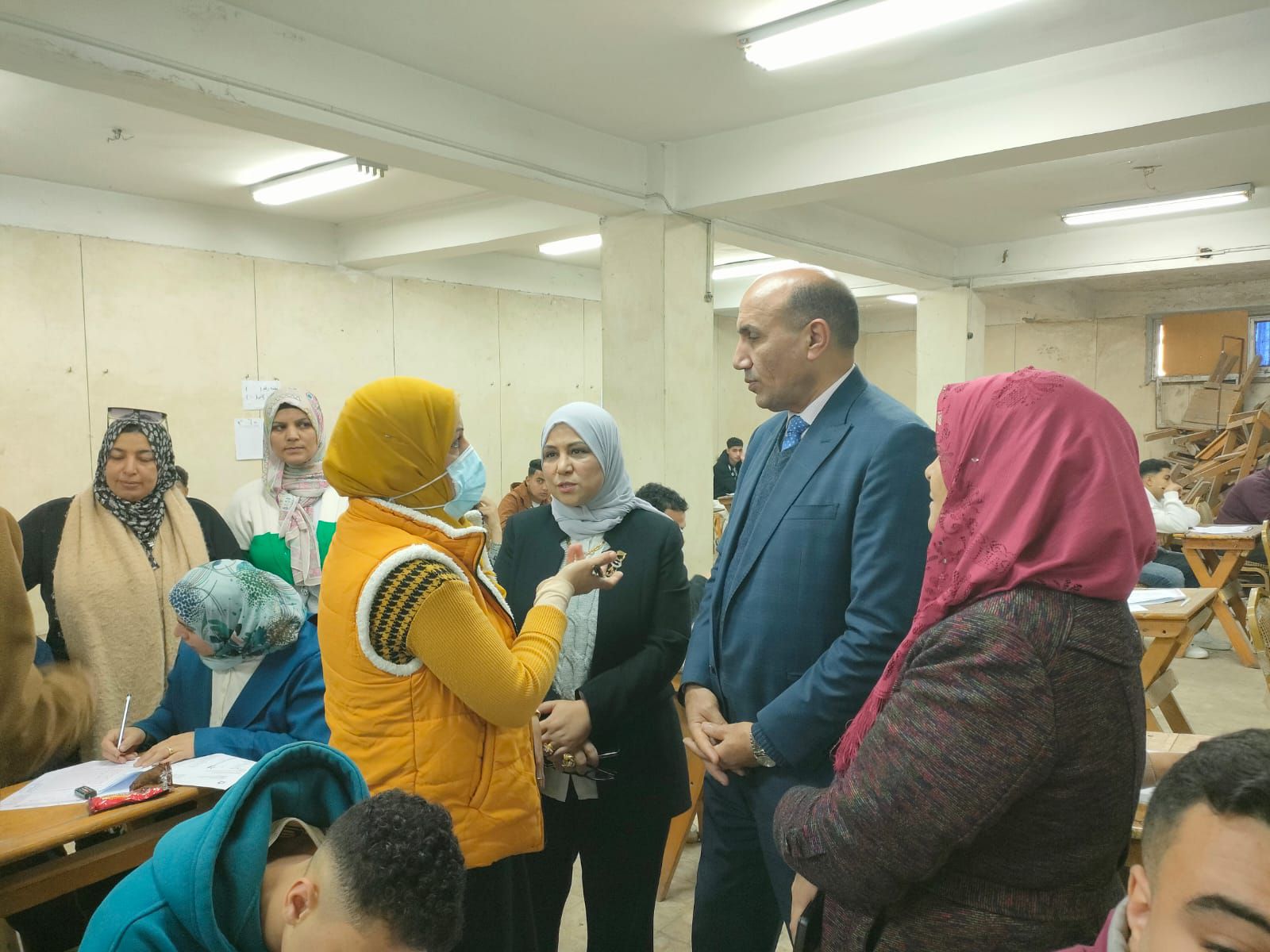 خالص الشكر والتقدير والعرفان لمعالي أ.د هلال عفيفي على استجابة سيادته العاجلة فور علمه بوجود حالة مرضية طارئة داخل اللجان الامتحانية يوم الأحد الموافق ١١ يناير ٢٠٢٦