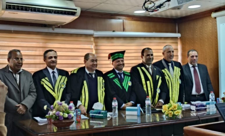 عميد كلية التربية النوعية جامعة الزقازيق يُشرف علي ويُناقش رسالة علمية تكشف حلولًا مبتكرة لتحسين جودة زيوت القلي وتعزيز الصحة العامة.