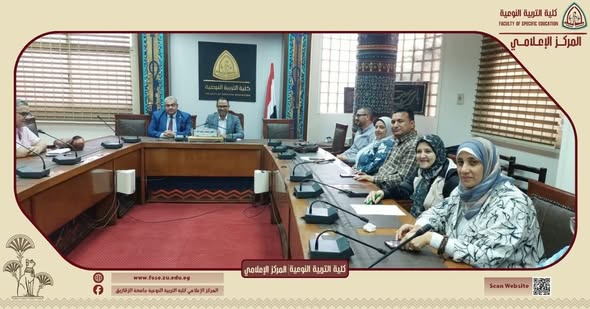 تعزيزًا للتنسيق الأكاديمي والارتقاء بالخدمات الطلابية.. عميد كلية التربية النوعية ووكيل الكلية لشئون التعليم والطلاب يجتمعان برؤساء الأقسام العلمية.